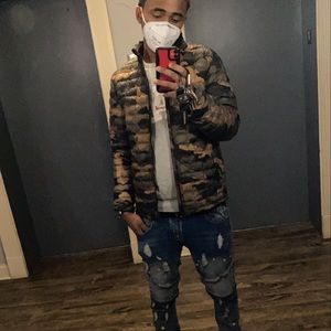 Meet your Posher, Daniel